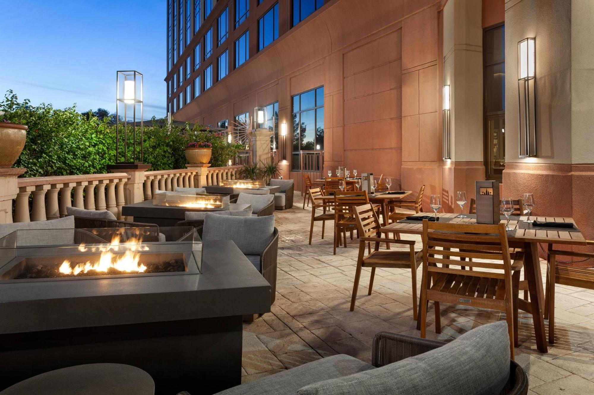 Marriott Phoenix Airport Экстерьер фото